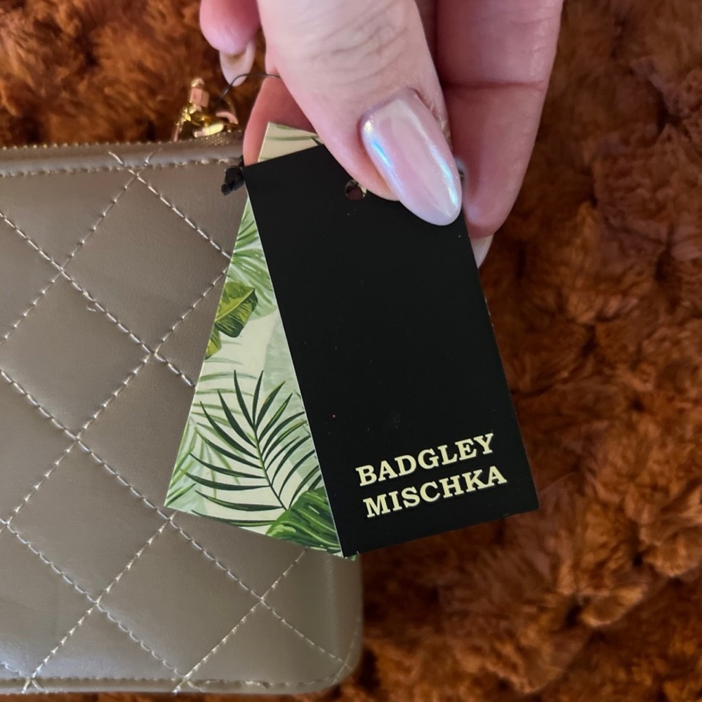 Wallet - Picture 2 of 5